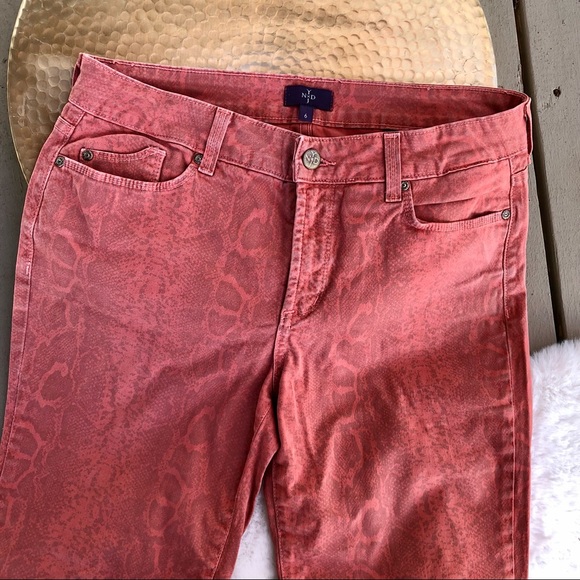 NYDJ | Sheri Python Print Skinny Jeans - Picture 2 of 15